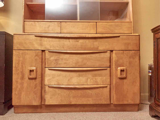 Heywood Wakefield  1955  Maple 'Champagne Finish  2 Glass Door China  Cabinet