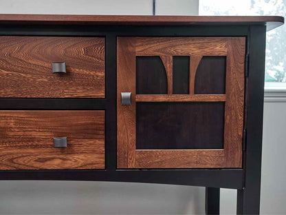 Black & Oak Server