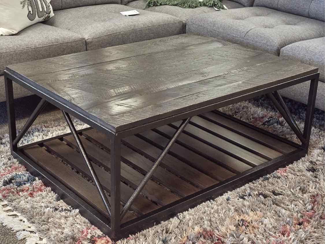 Ethan Allen Casual Traditions Cocktail Table
