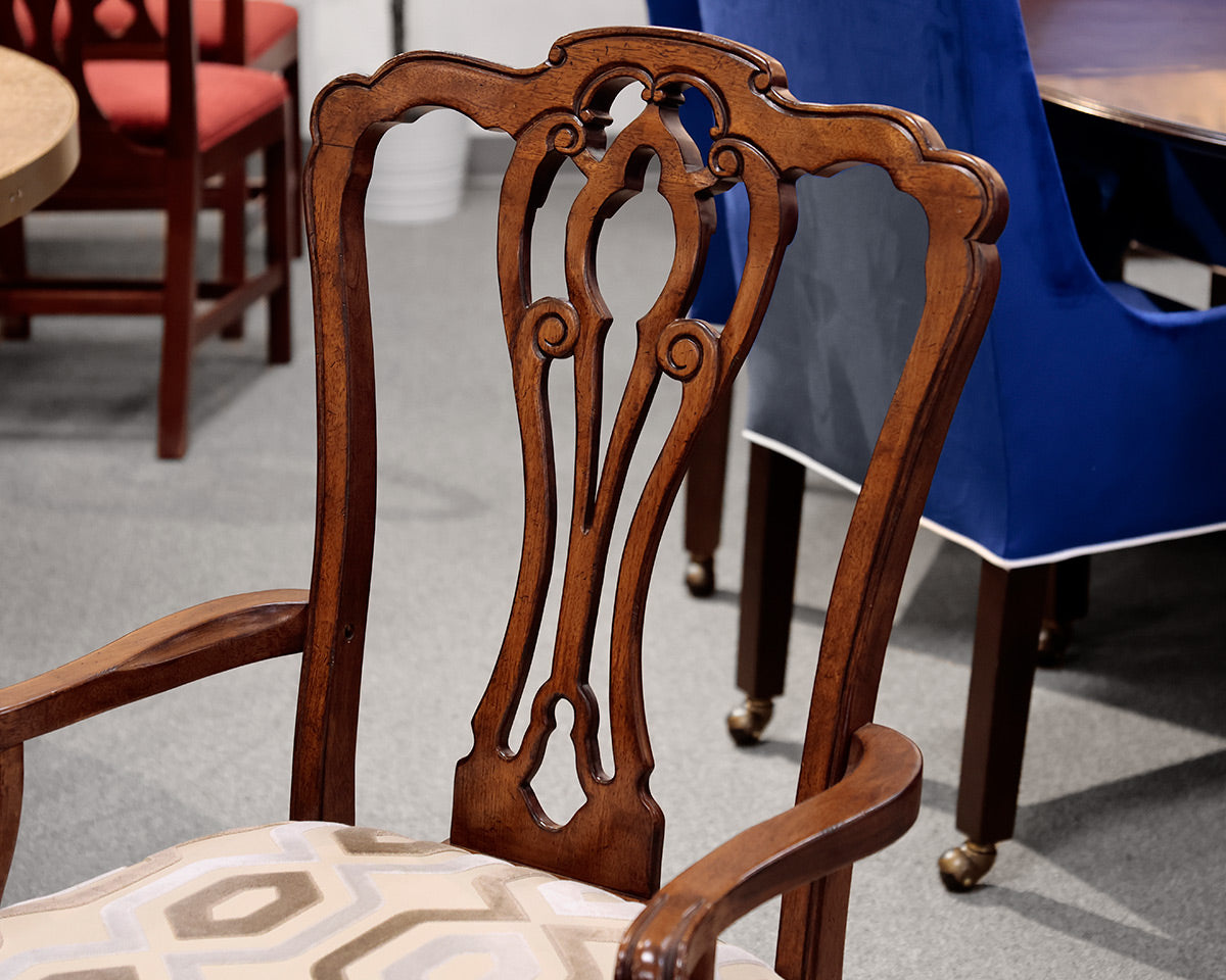 Set of 8 Queen Anne Mahogany Dining Chairs