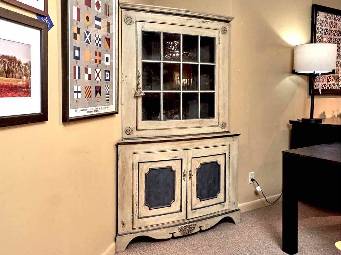 GL Sawyer LTD 18th Century Tradition 2 Piece Corner Cabinet with Pane Glass Door