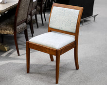 Set of 4 'Bridgewater' Pompanoosuc Mills Dining Chairs