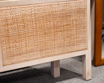 Sydney Pottery Barn Queen Bed