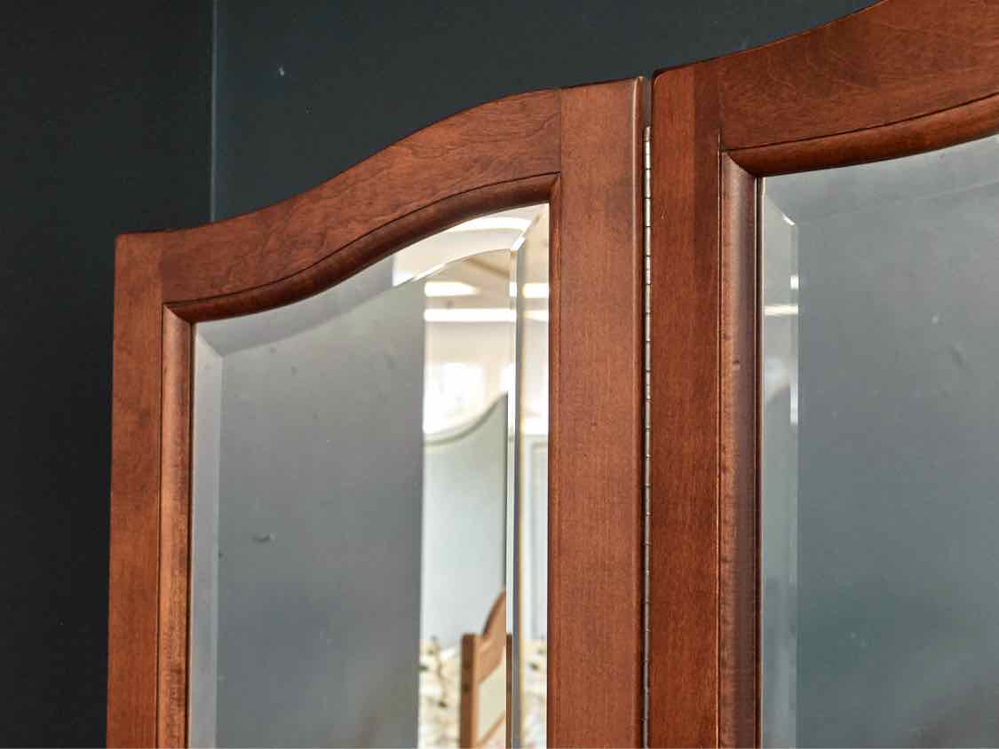 Nichols & Stone Cherry 11-Drawer Dresser with Trifold Mirror