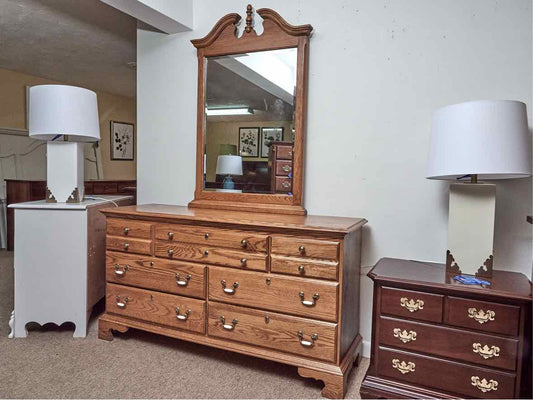 Jamestown Sterling Oak 7 Drawer Dresser with Pediment Mirror