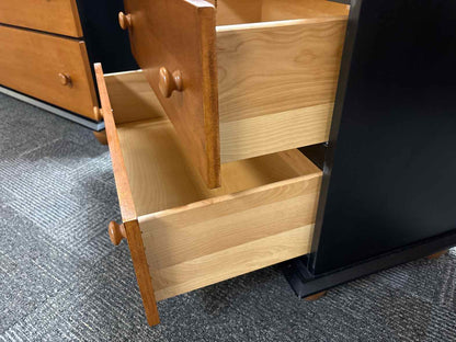 Maple 2-Drawer Nightstand