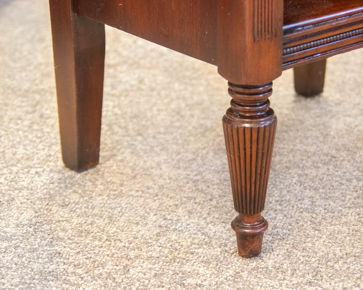 Paine Furniture Single Drawer Nightstand in Mahogany