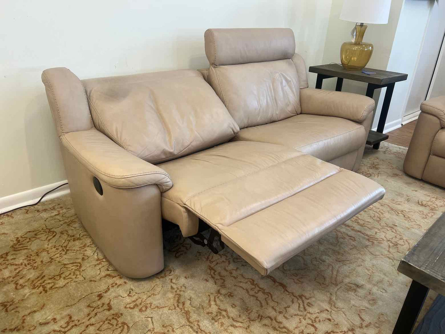 IDP Italia Power Reclining Leather Sofa