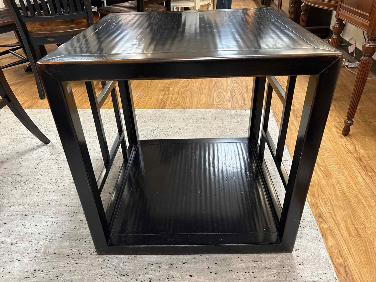Ethan Allen Dynasty Side Table