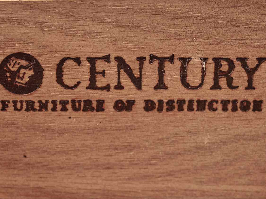 Century Furniture  Solid Oak Hunt Board  3 Drawer  Sideboard