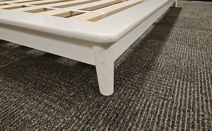 Pottery Barn White Lacquer Queen Bed