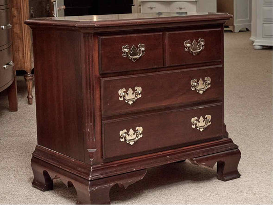 Kincaid Mahogany 2 Drawer Nightstand with Brass Chippendale Handles