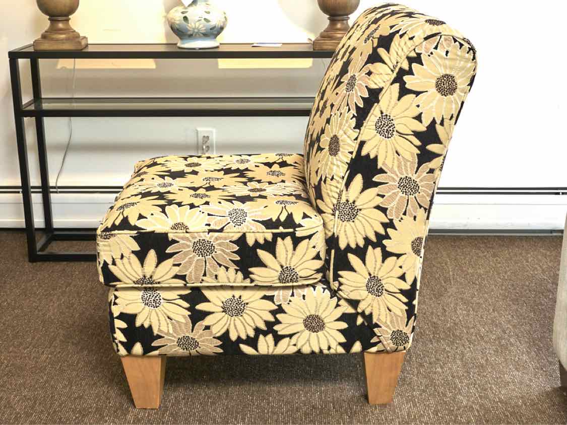 La-Z-Boy Black & Cream Floral Upholstered Armless  Chair