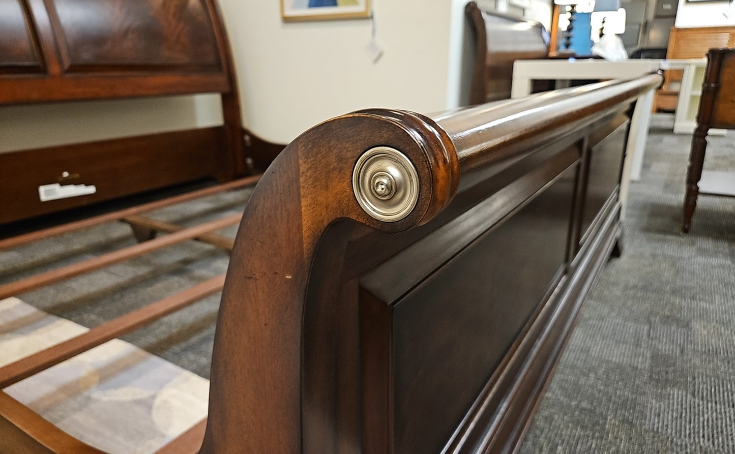 Ethan Allen Newport 'Somerset' King Sleigh Bed