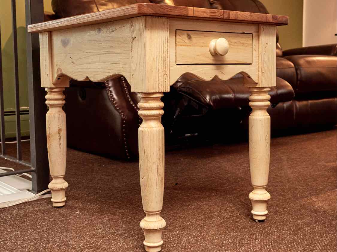 Ethan Allen  Pine Plank Top Cream Finish 1 Drawer Side Table