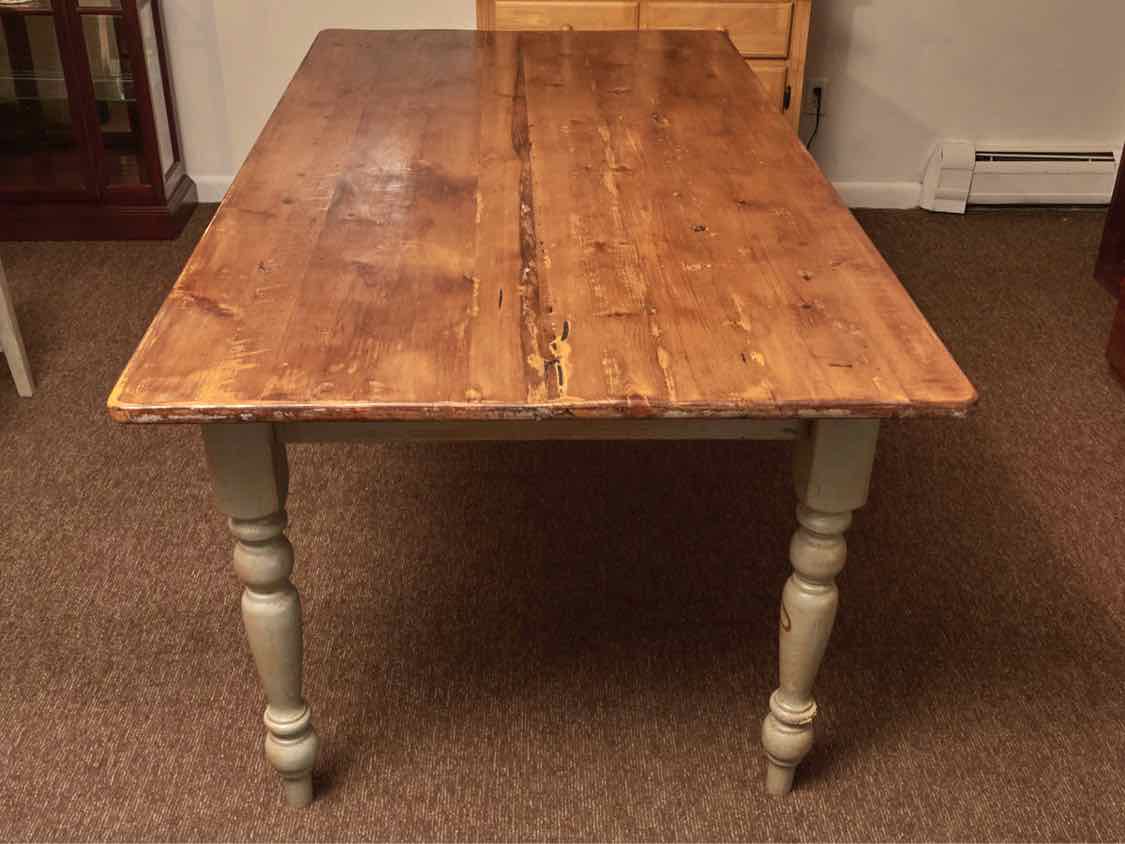Pine Top  'Sage Green' Distressed  Finish Turned Legs Dining Table
