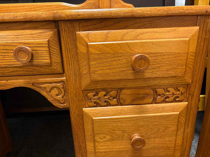 Cavred Oak Vanity with Stool