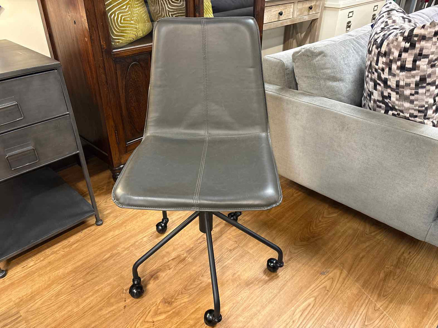 Aeon 'Acro' Swivel Office Chair
