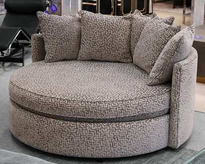MG+BW 'Jeanie' Round Chair & a Half