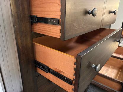 Liberty Furniture 5-drawer Dresser