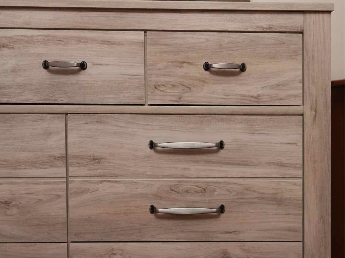 Driftwood Finish 7 Drawer Mule Chest