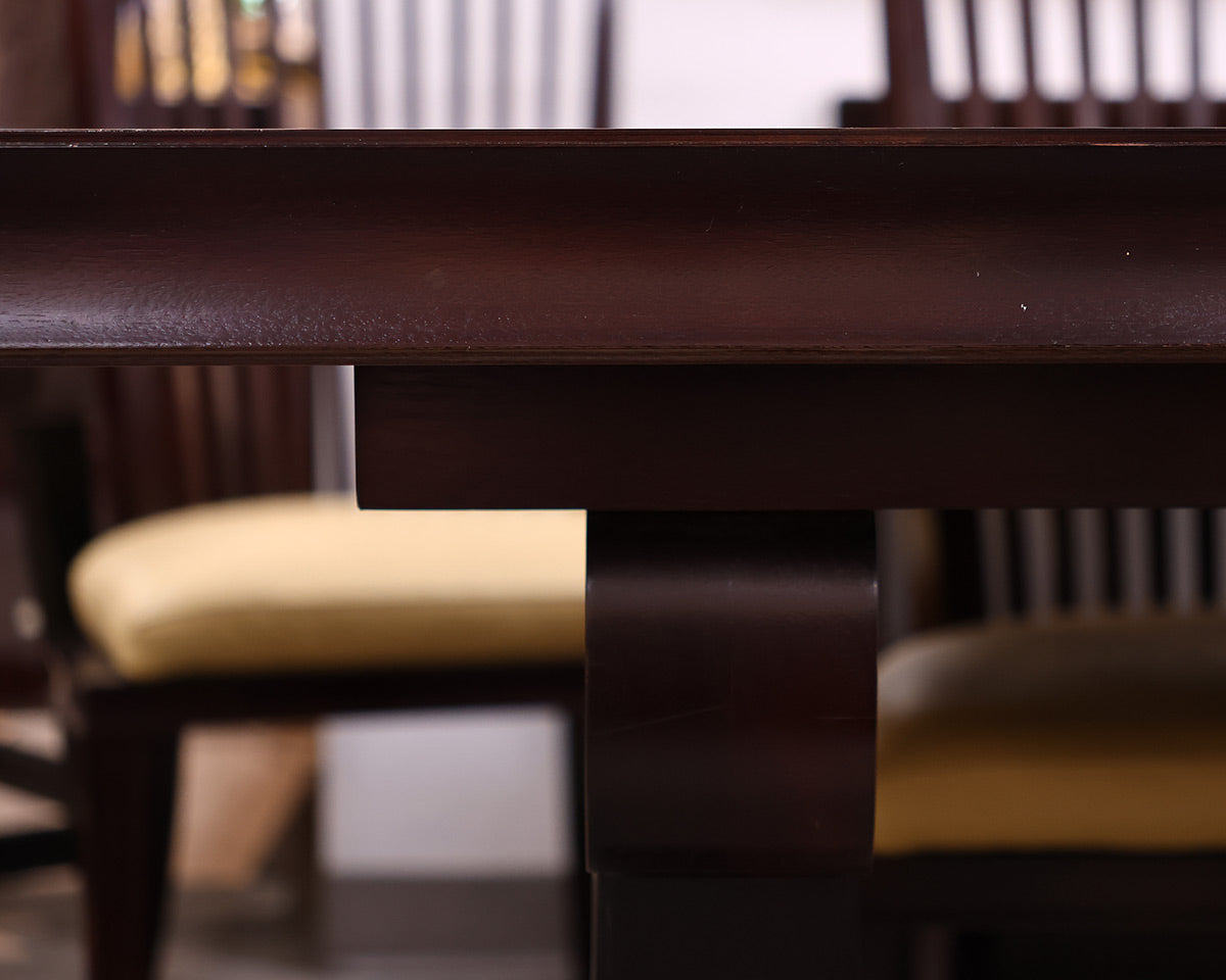 Barbara Barry Dining Table With 8 Dining Chairs