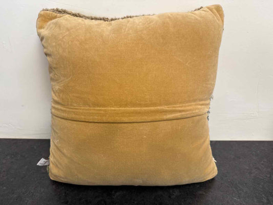 Chandler 4 Corners 'Daring Dogs' Pillow