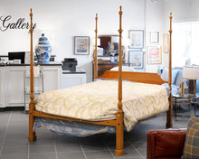 Eldred Wheeler Pencil Post Queen Bed