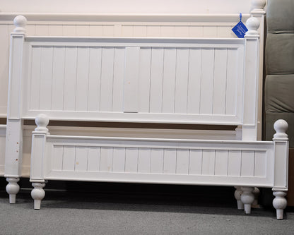 White Cannonball Top Cottage Beadboard Queen Beds