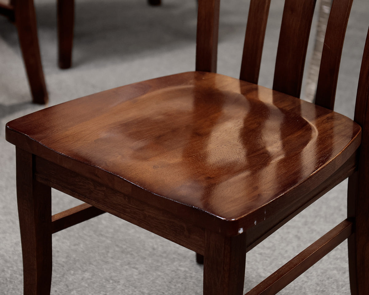 Bassett Dining Dark Mahogany Boat-Shaped Dining Table With 8 Chairs