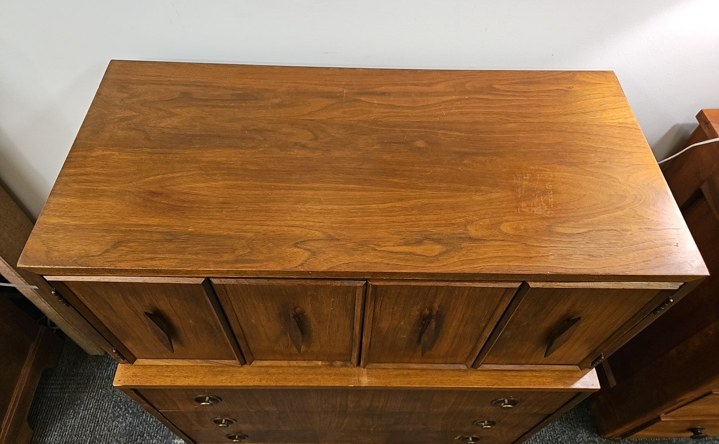 American Of Martinville 5-Drawer Diamond Highboy