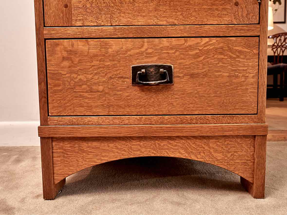 Stickley Quartersawn Oak 1 Door Media Furniture