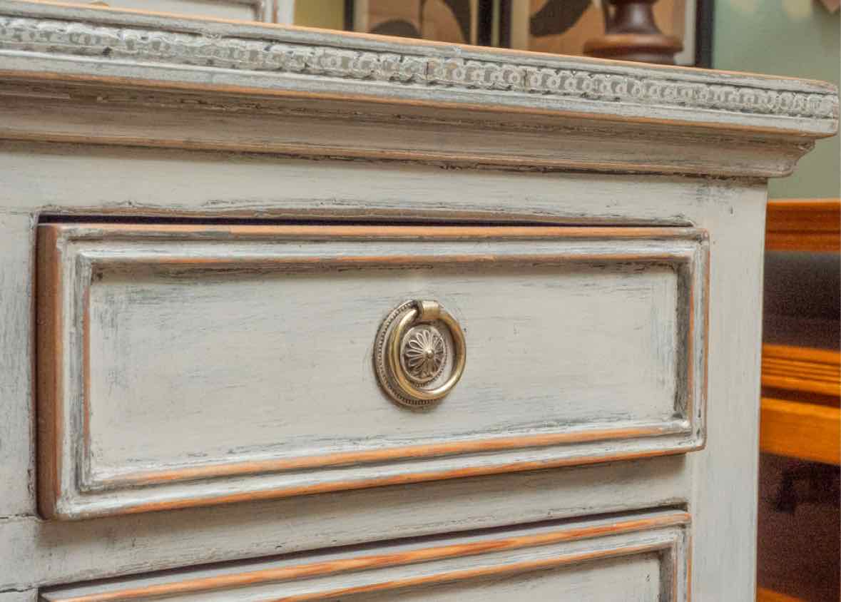 Distressed Grey Finish 7 Drawer Writing Desk With Reeded Legs