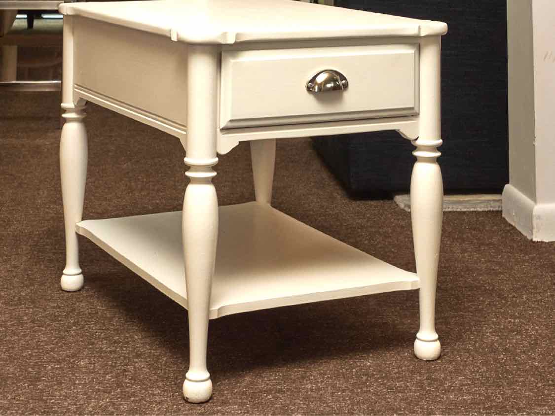 Pair Of White Finished Cookie Cutter Edges 1 Drawer & Shelf Side Tables