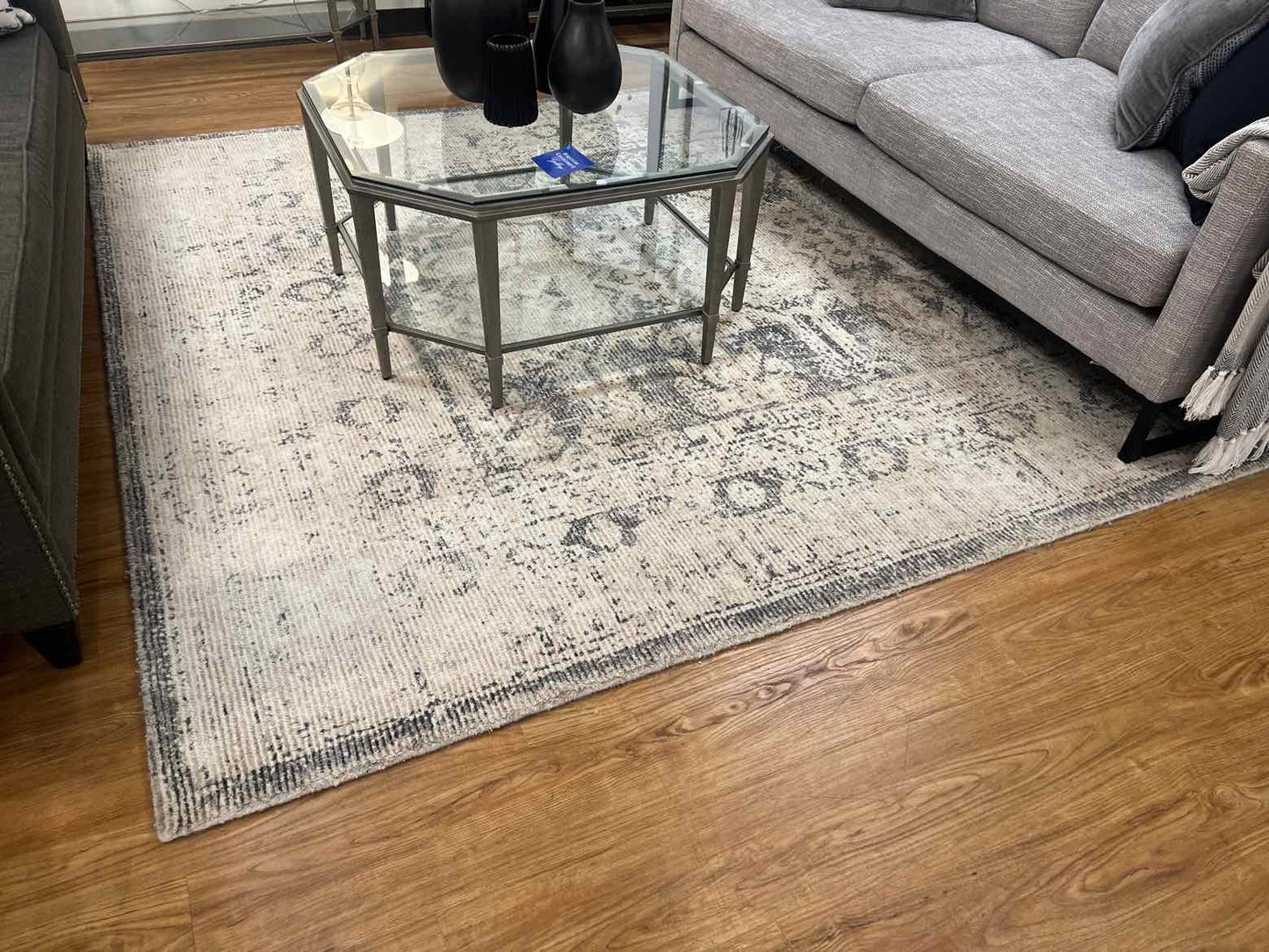 McGee & Co. 'Selena' Area Rug