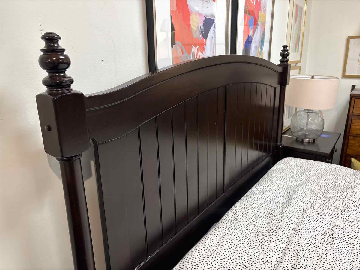 King Poster Bed in Espresso