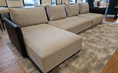 Camerich 'Elan-40' 3-Piece Sectional with Chaise