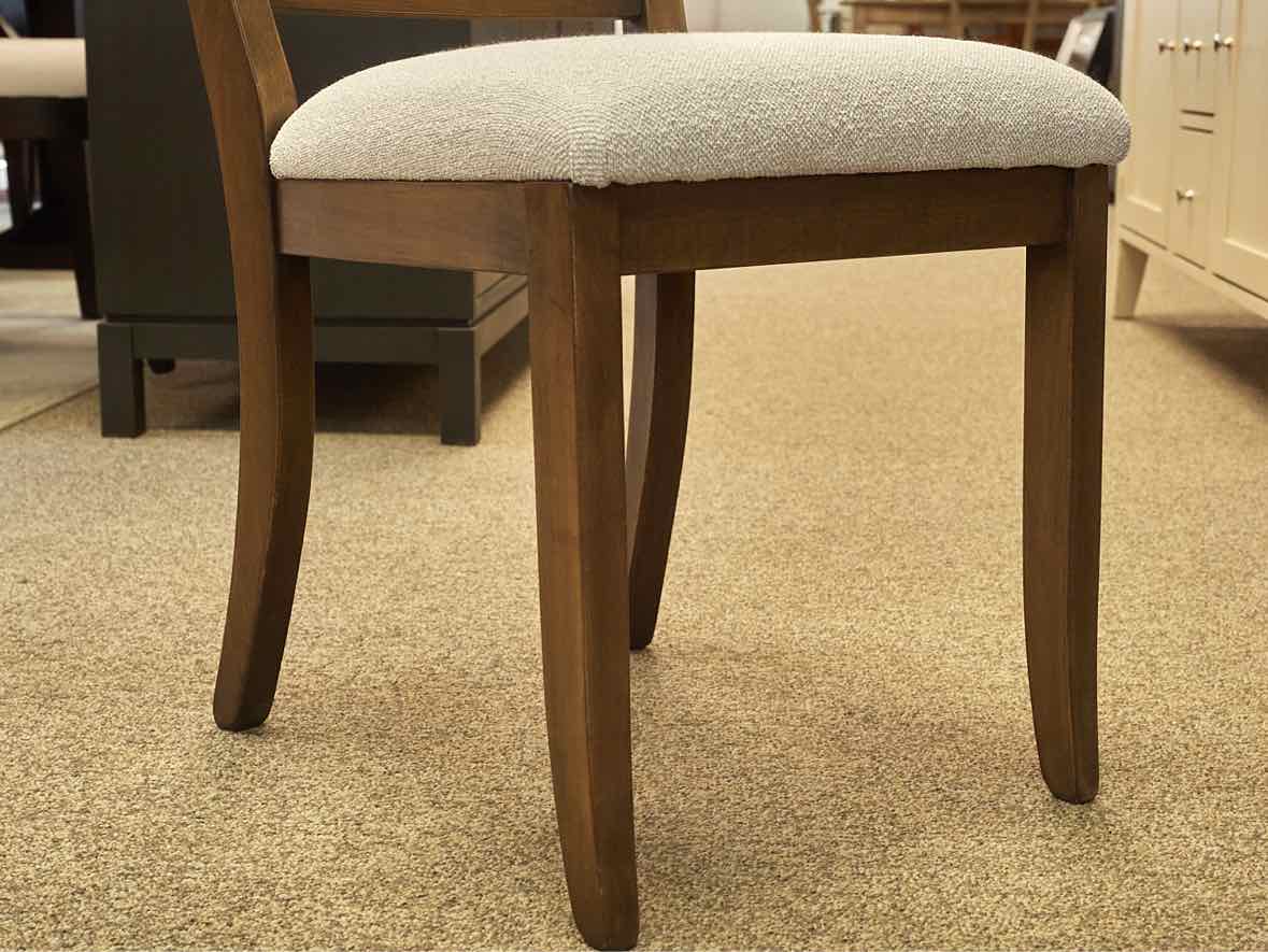 Gat Creek Marseille Maple Dining Table & Set of 8 La Croix Chairs