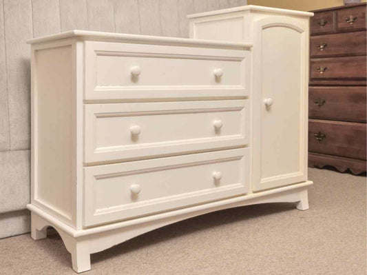 PJ Kids Ivory 3 Drawer  Dresser\Changing table