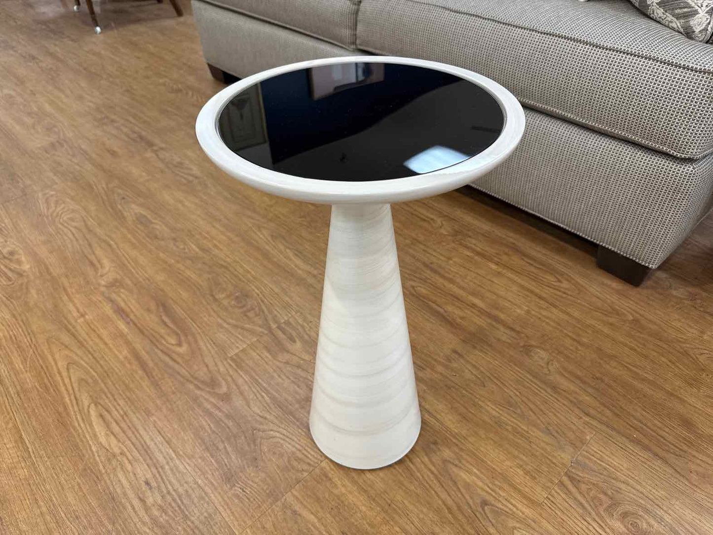 MG+BW 'Addie' Side Table