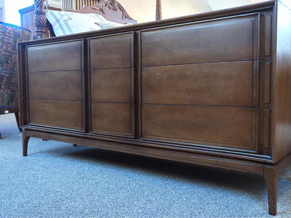 Red Lion Solid Mahogany Nine Drawer Dresser