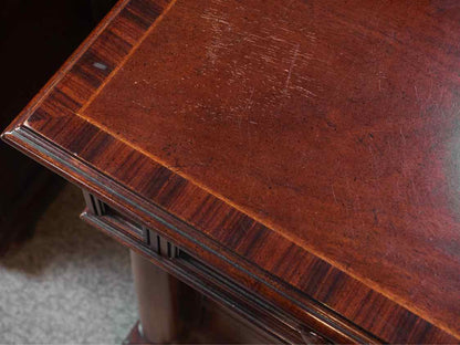 Thomasville Mahogany Finish Empire Style Bachelor's 4 Drawer  Chest
