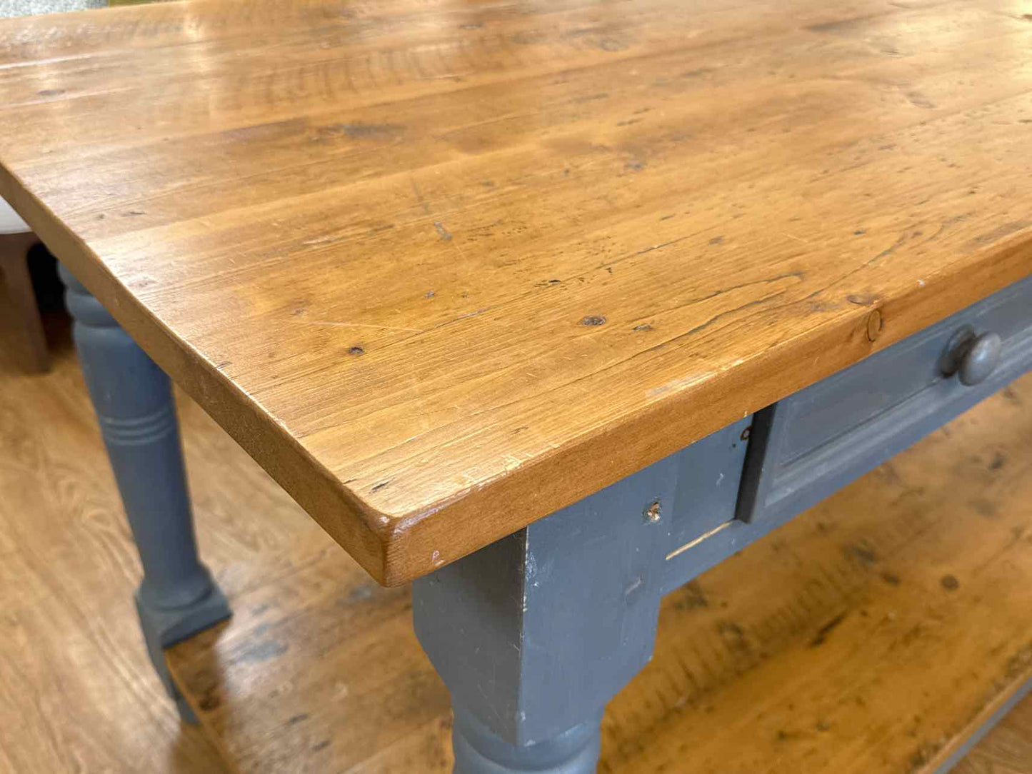 Rustic Grey Pine Island