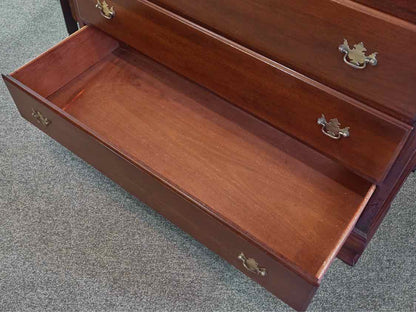 Hungerford Furniture Mahogany 4 Drawer  Dresser
