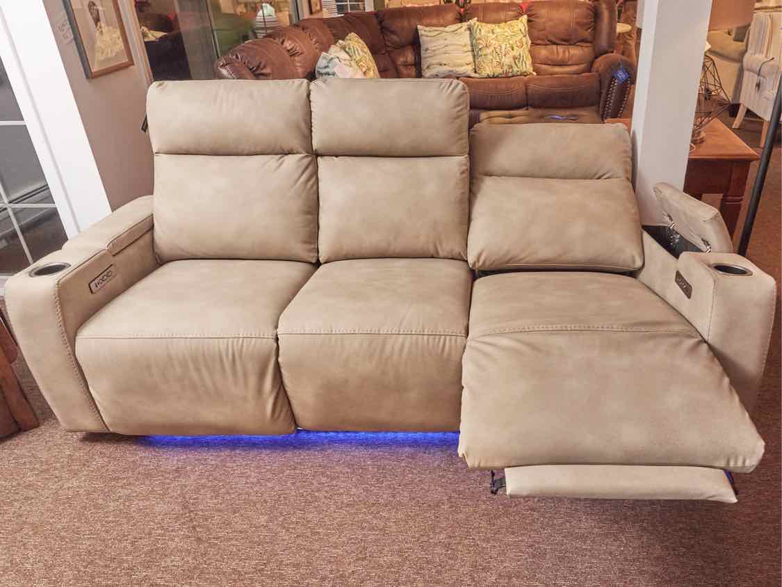 Timberland Co& Ltd Taupe Leather 3 Cushion  Reclining  Sofa