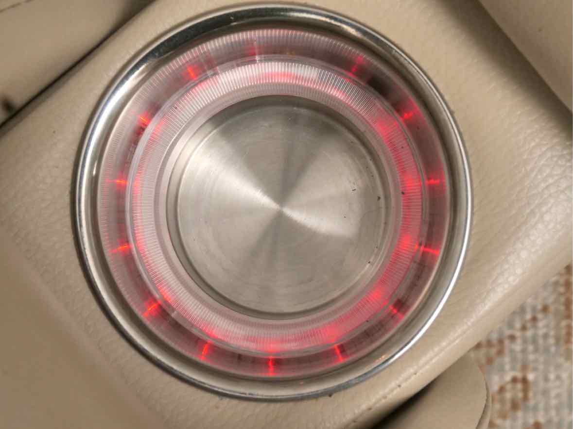 Motomotion Tan Leather Illuminated Cup Holders  Power Chair  Recliner