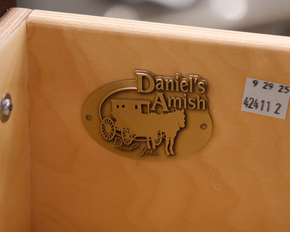 Daniels Amish Chest