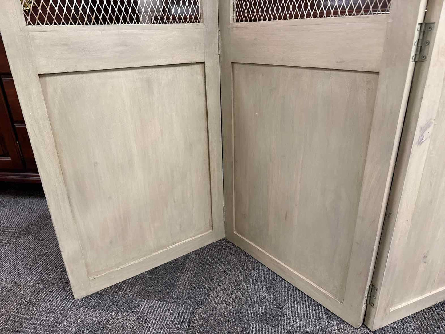 Curry & Co 'Cranbourne' Floor Screen