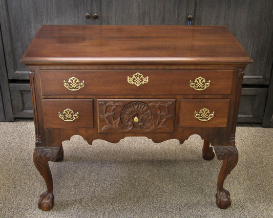 Henredon Solid Mahogany Chippendale Lowboy