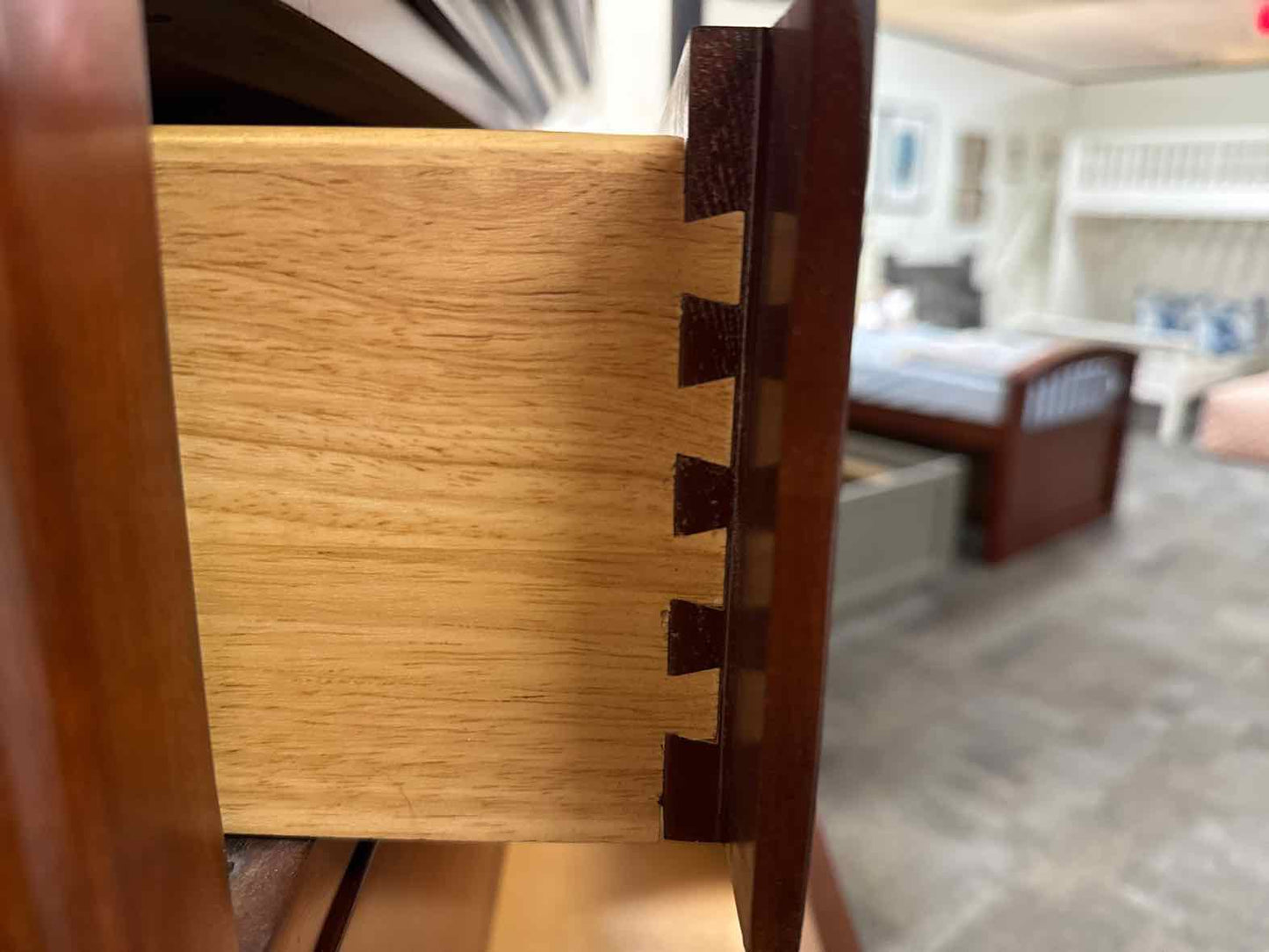 Kincaid Cherry 6-Drawer Lingerie Chest